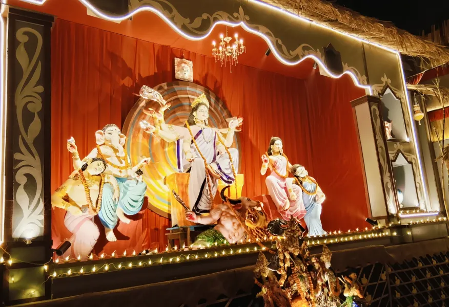সংযুক্ত ছবি