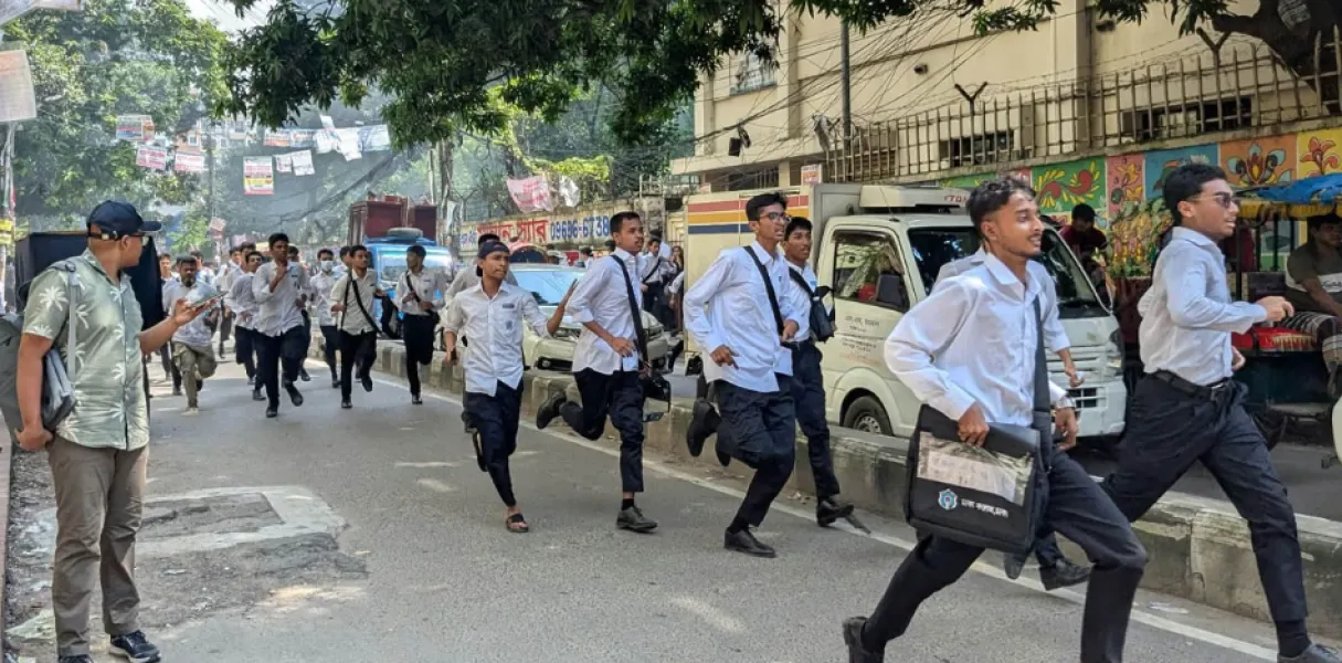 সংযুক্ত ছবি