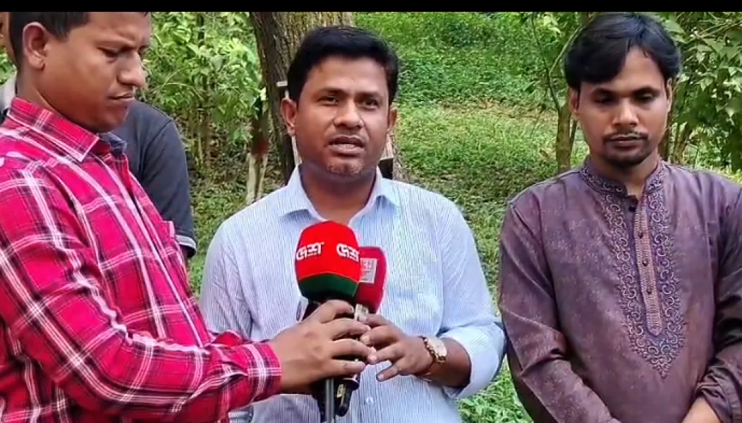 সংযুক্ত ছবি