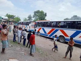 জামালপুরে রাজীব বাসের রোড পারমিট বাতিলের দাবিতে মানববন্ধন ও মিছিল