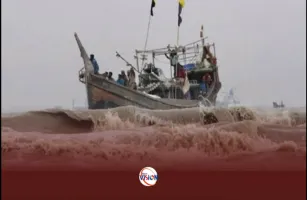 বঙ্গোপসাগরে ট্রলার ডুবি : দুই জেলে নিহত, নিখোঁজ ২