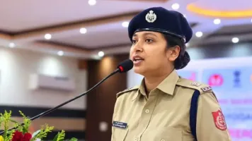 ‘আসসালামু আলাইকুম, ইনশাআল্লাহ’ বলা নিয়ে বিতর্ক, পশ্চিমবঙ্গে নারী আইপিএস কর্মকর্তার বদলি