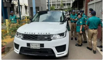 উল্টোপথে মন্ত্রীর গাড়ি, পুলিশের মামলা