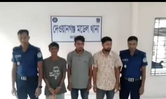​দেওয়ানগঞ্জে ডালবাড়ি মোড়ে পুলিশের ঝটিকা অভিযান: নকল সিগারেটসহ কারবারি গ্রেপ্তার