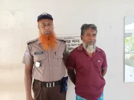 ​জামালপুরে বিনোদনের নামে পশুপাখির ওপর চরম নিষ্ঠুরতা: জীবন্ত পাখি খেয়ে আটক ১
